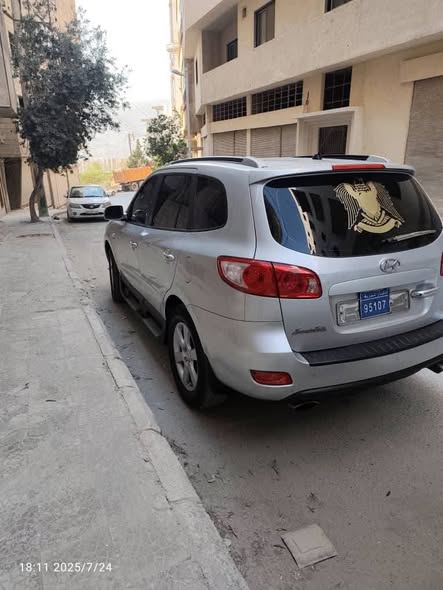 هونداي سنتافي cm 2008 - صورة 5