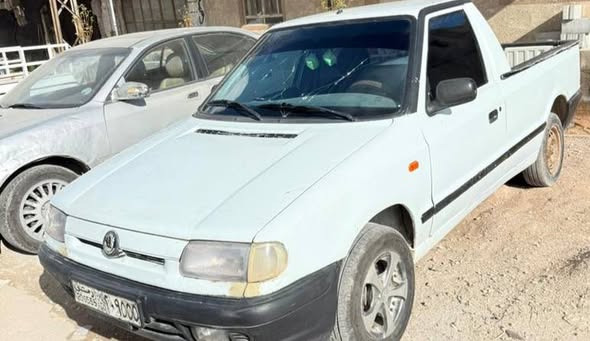 سكودا Karta 1996 - صورة 2