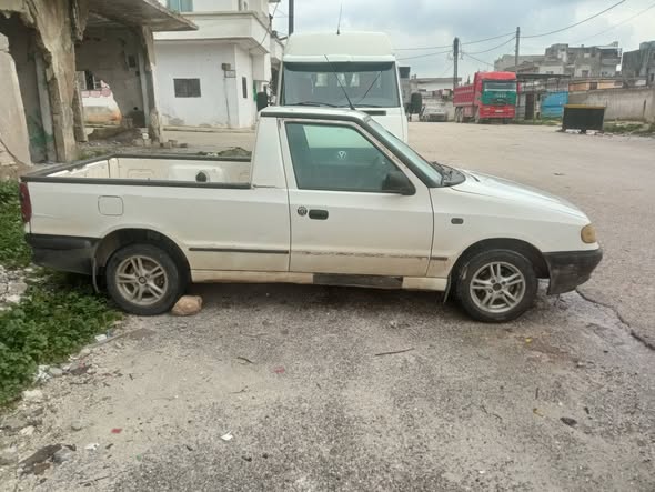 سكودا فورن 1998 - صورة 4