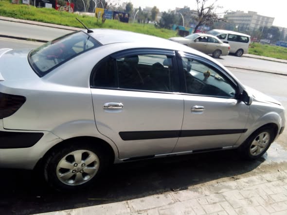 كيا ريو 2009 - صورة 2