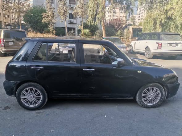 ليفان 320 2009 - صورة 1