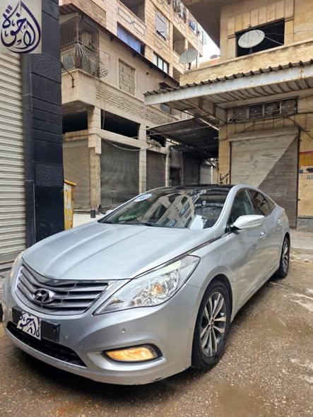 هيونداي آزيرا غراند 2011 - صورة 1