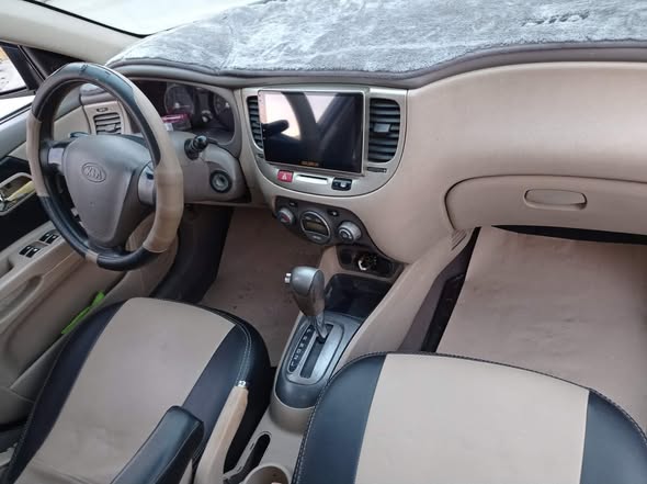 كيا ريو 2009 - صورة 4