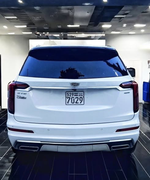 كاديلاك XT6 2021 - صورة 3
