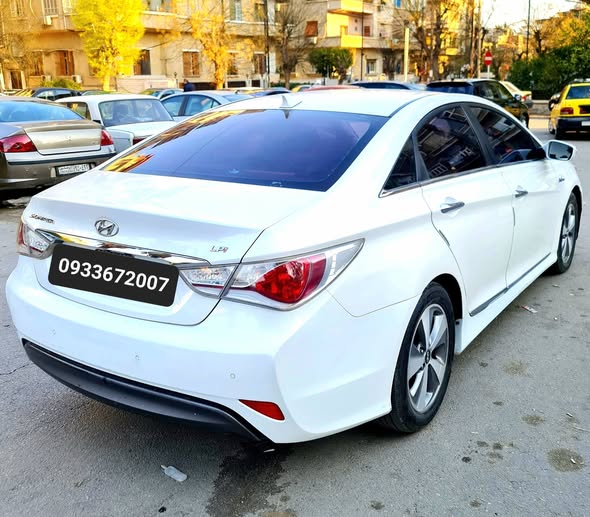 هيونداي سوناتا هايبريد LPI 2012 - صورة 2