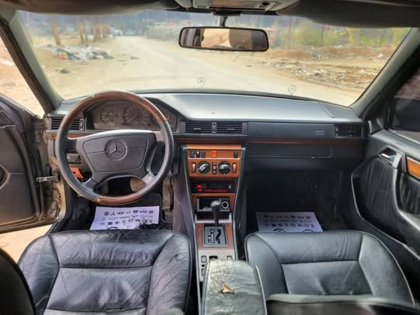 مرسيدس 300 2014 - صورة 3