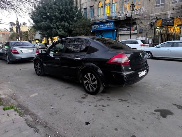 رينو ميغان 2006 - صورة 2