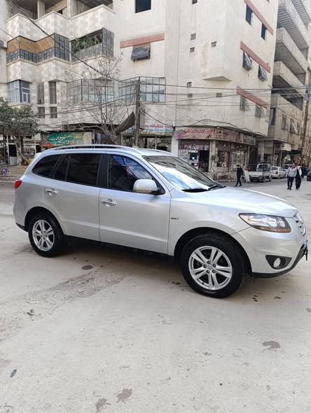 هيونداي سنتافيه 2010 - صورة 3