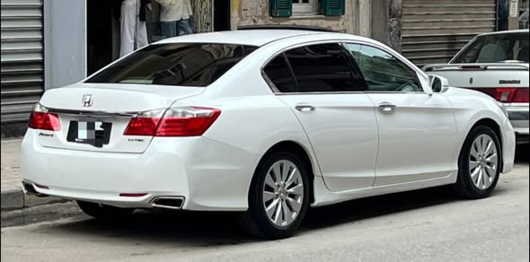 هوندا اكورد 2015 - صورة 1