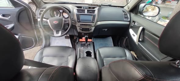 جيلي ام كراند اكس 7 2020 - صورة 2