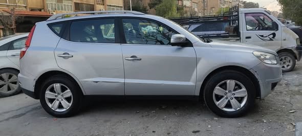 جيلي ام كراند اكس 7 2020 - صورة 3