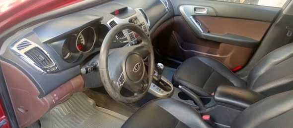 كيا فورتي 2009 - صورة 2