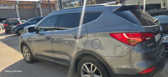 Hyundai Santa Fe 2013 - صورة 2