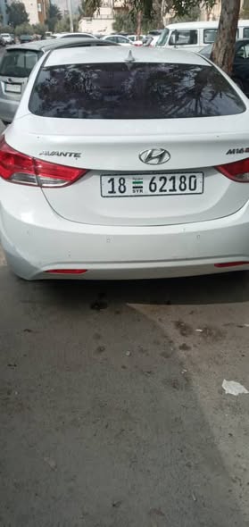 هونداي إلنترا 2012 - صورة 2