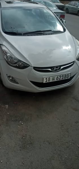 هونداي إلنترا 2012 - صورة 3