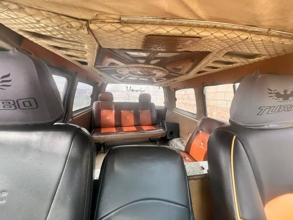 هيونداي ستاركس 2005 - صورة 5