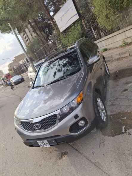 كيا سيرنتو 2012 - صورة 3