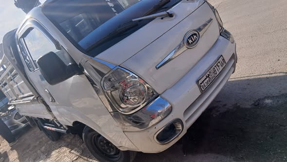 كيا ٢٧٠٠ 2009 - صورة 4