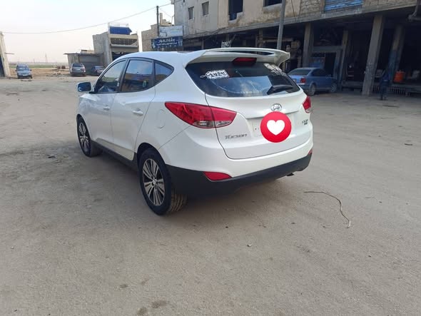 هيونداي توسان 2011 - صورة 4