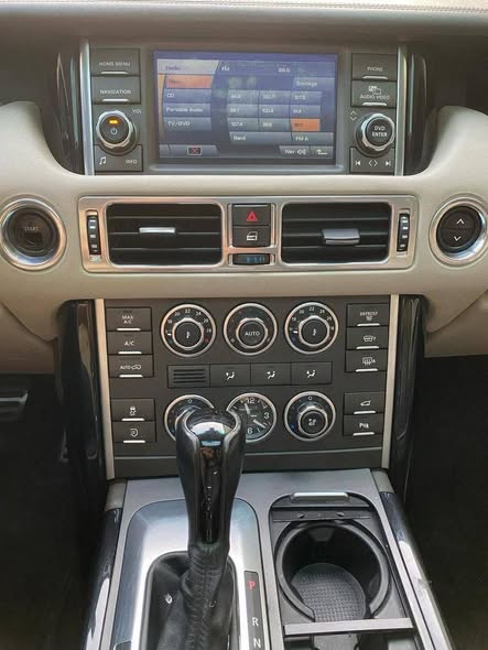 رنج روفر رنج روفر 2012 - صورة 3