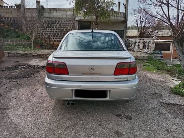 اوبل اوميغا 2000 - صورة 4