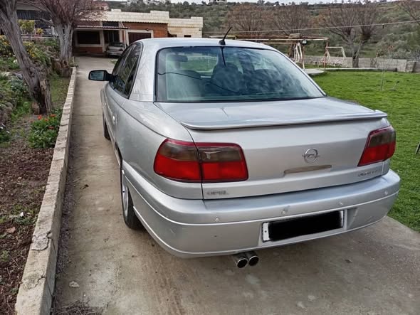 اوبل اوميغا 2000 - صورة 5