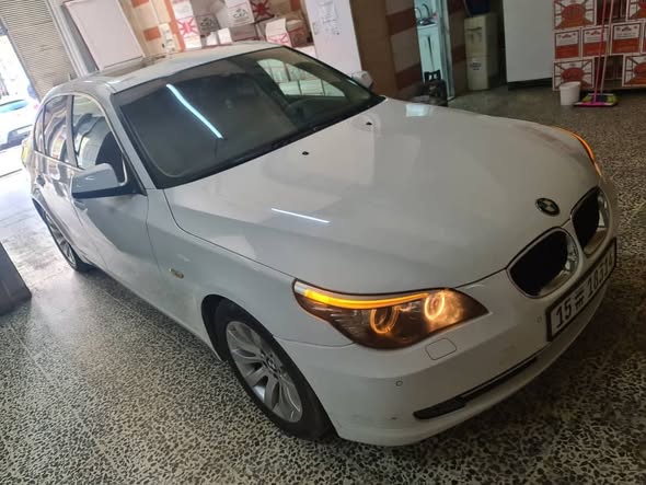 بي ام دبليو 520 2010 - صورة 1