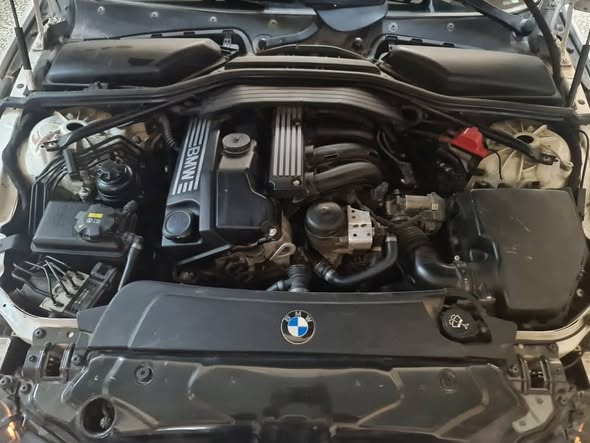 بي ام دبليو 520 2010 - صورة 5