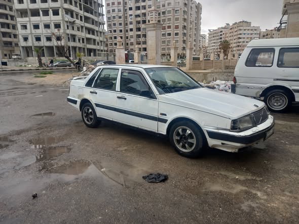فولفو 93 1993 - صورة 1