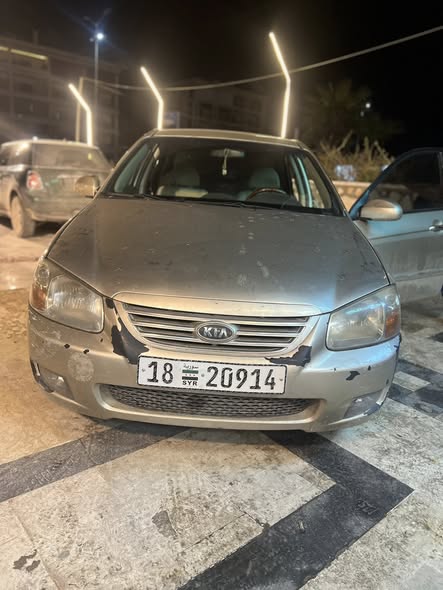 كيا سيراتو 2008 - صورة 1