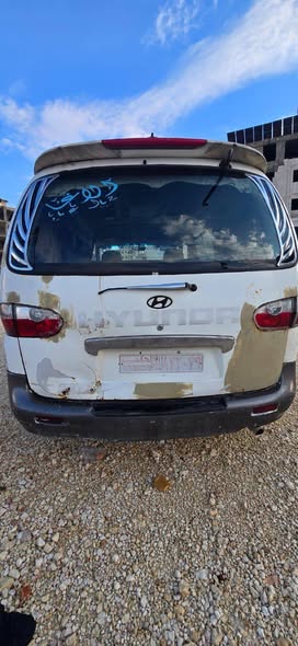 هيونداي ستاريكس 1999 - صورة 3