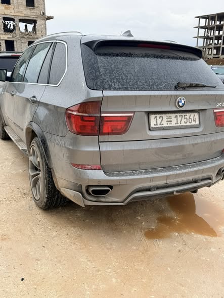 بي ام دبليو اكس فايف 2011 - صورة 4