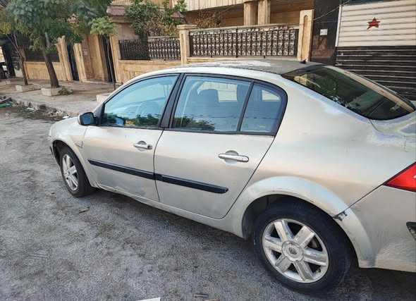 رينو ميغان 2006 - صورة 1