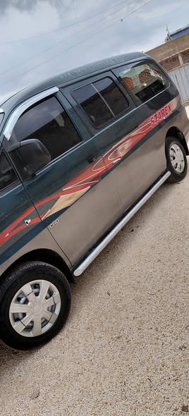 فان ستاريكس 2003 - صورة 2