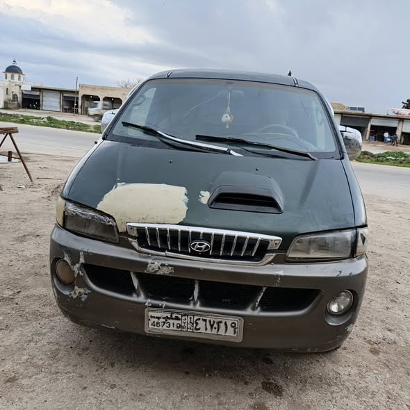 هيونداي ستاريكس 1998 - صورة 4