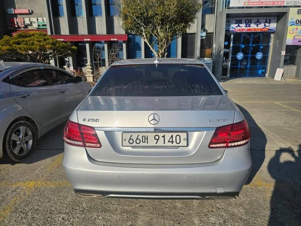 مرسيدس E250 2016 - صورة 2