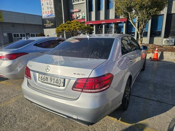 مرسيدس E250 2016 - صورة 3