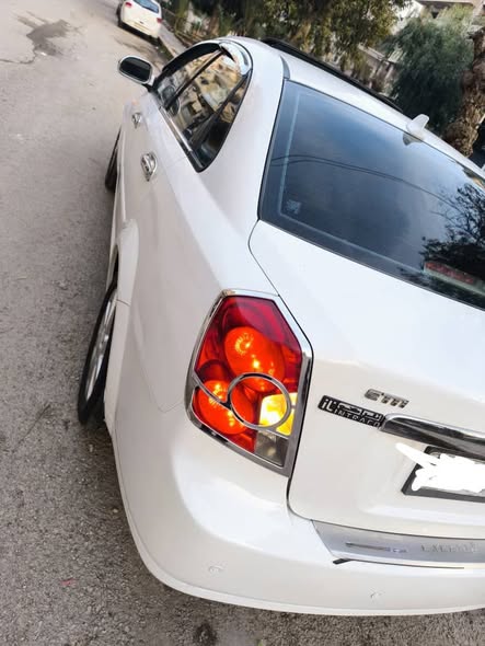 شفر لاسيتي 2008 - صورة 3