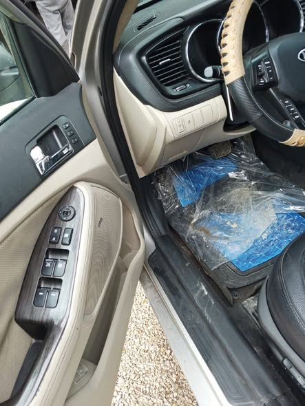 كيا اوكتما 2011 - صورة 1