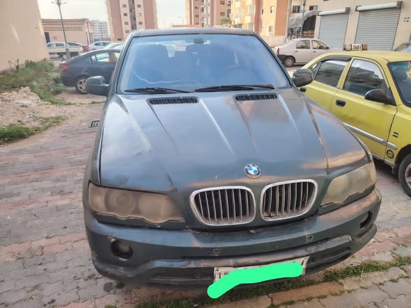 بي إم دبليو X5 2000 - صورة 3