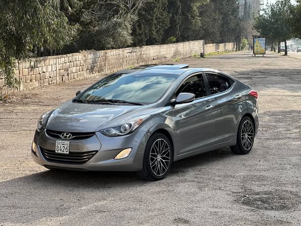 هونداي أفانتي 2012 - صورة 3