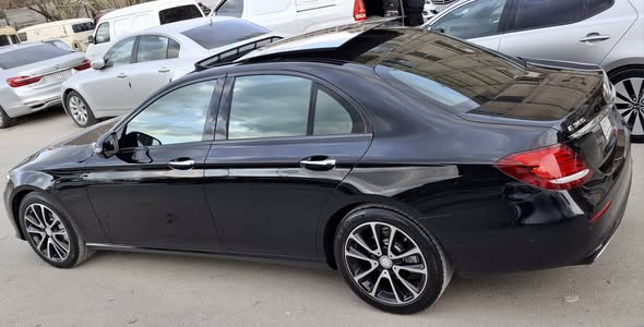 مرسيدس E300 2018 - صورة 4