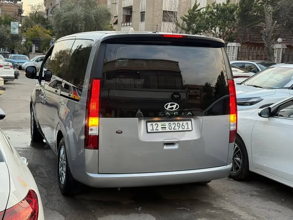 هيونداي ستاريا 2025 - صورة 5