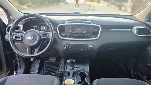 كيا سورينتو 2017 - صورة 2