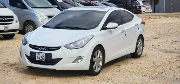 هيونداي إلنترا 2012 - صورة 2