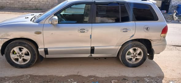 هيونداي سانتافيه 2005 - صورة 4