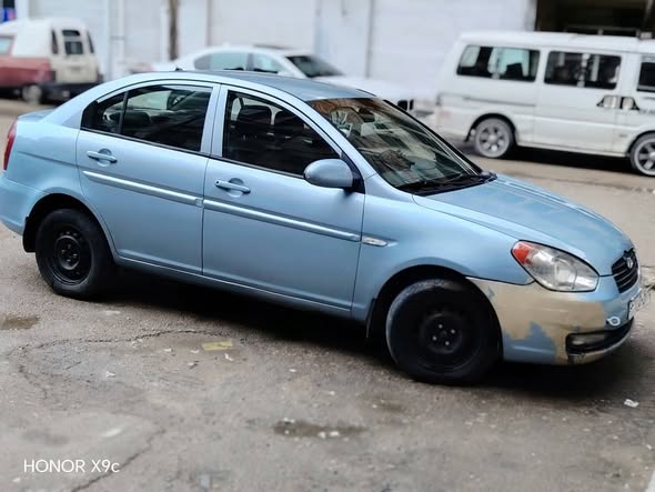 هيونداي فيرنا 2007 - صورة 3