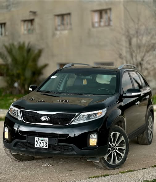 كيا سورينتو 2013 - صورة 2