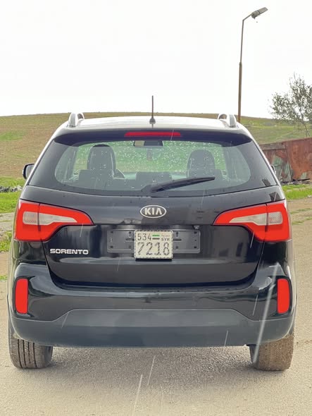 كيا سورينتو 2013 - صورة 3