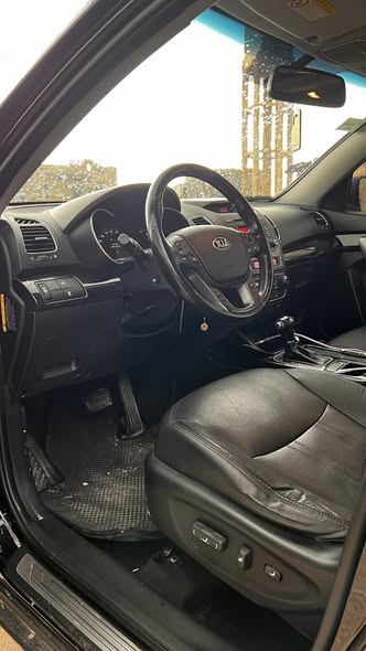 كيا سورينتو 2013 - صورة 4